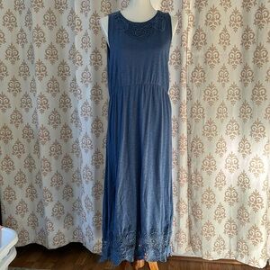 Chico’s casual blue crochet dress 8/10